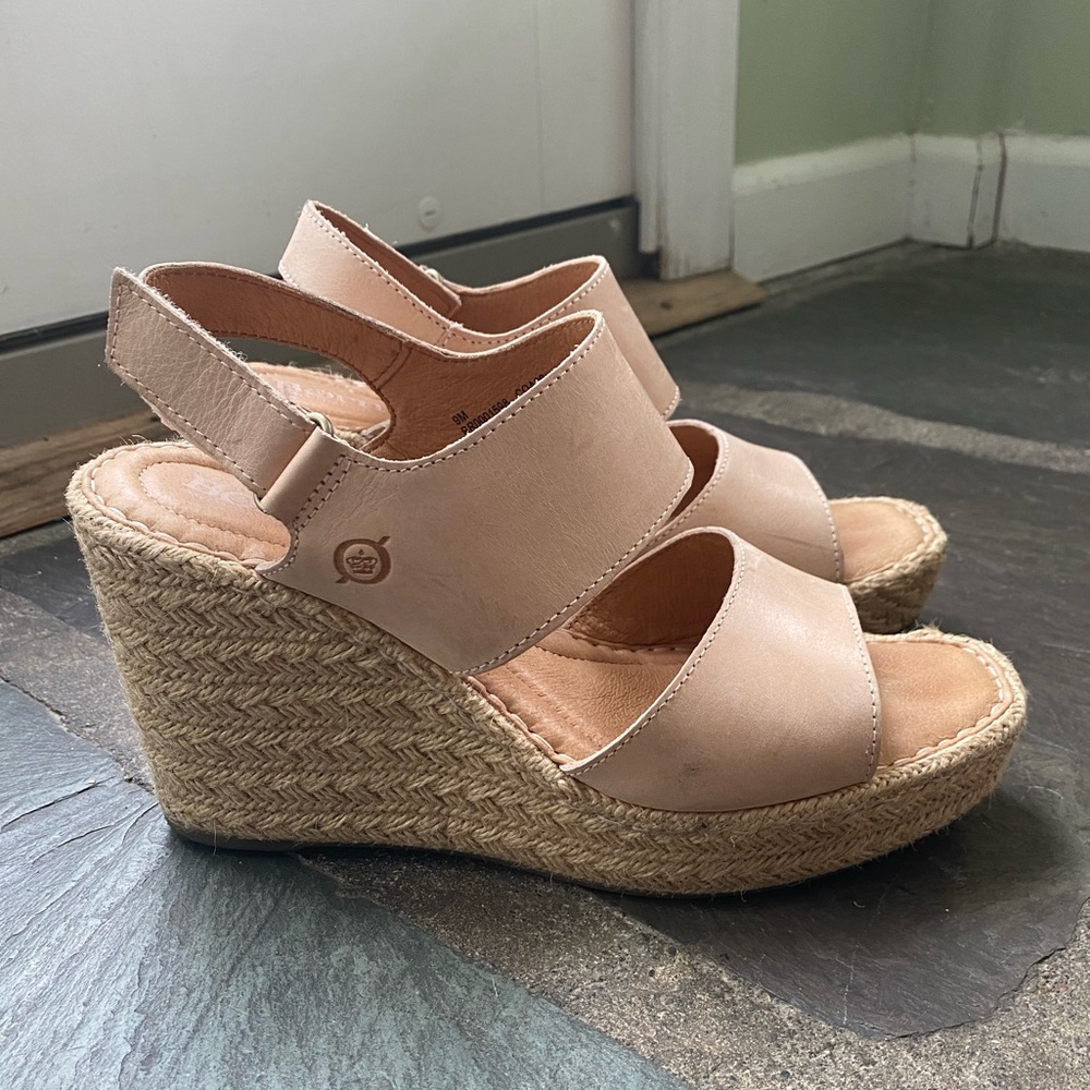 Born Espadrilles Size 9